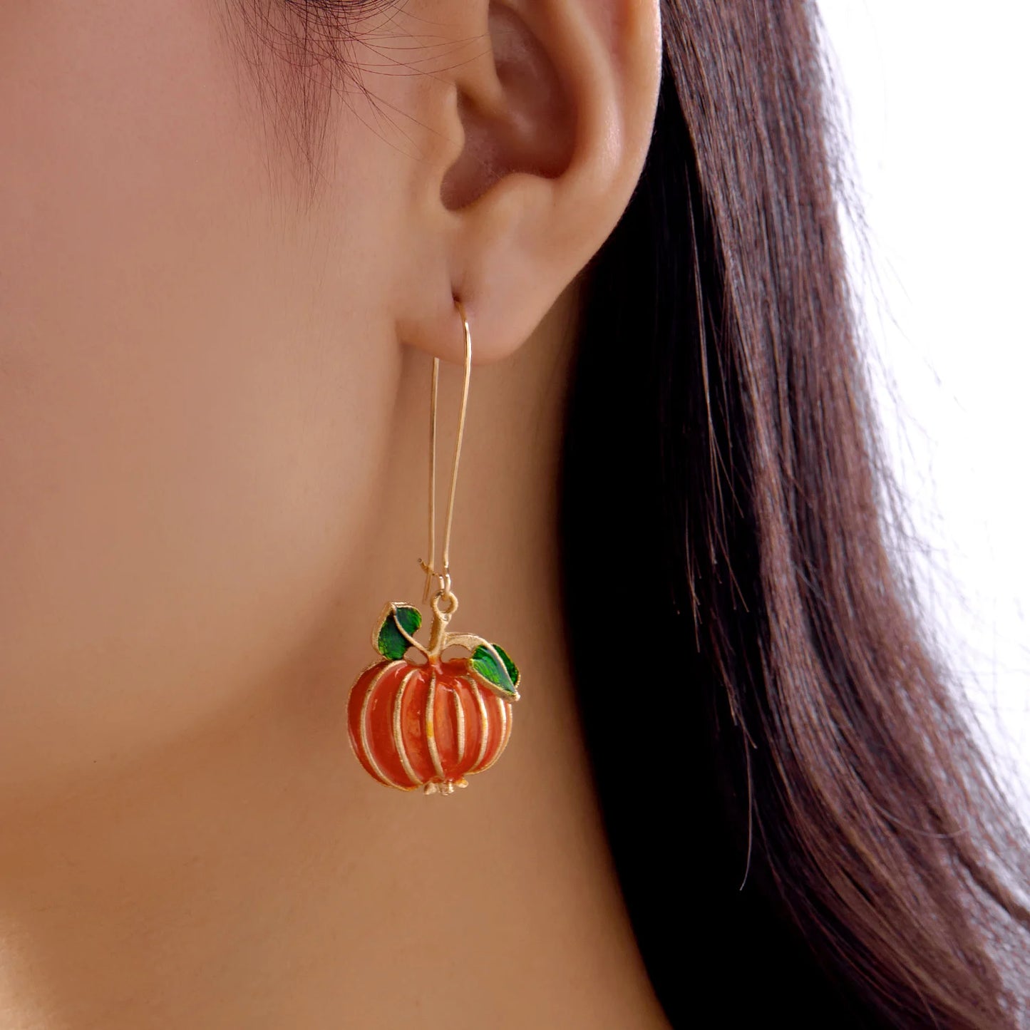 Halloween Design Sense Dripping Oil Pumpkin Earrings for Women Gothic Punk Rhinestone Bow Pumpkin Earrings Party Jewelry Accessories