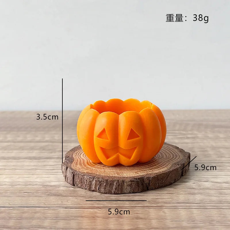 Pumpkin Spice Scented Candle – Cozy Glow for Warm Fall Nights