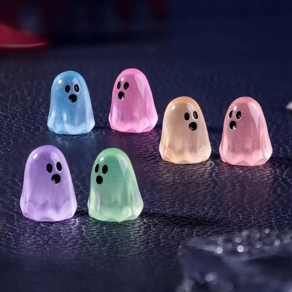 Spooky Ghost Ornament Glowing Ghost Decoration Halloween Ghost Figurine Set Mini Resin Statues for Desktop Decoration